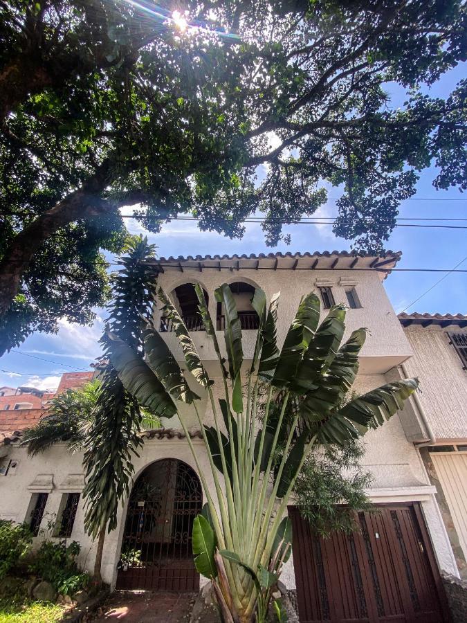 Oasis En El Corazon De Medellin, Laureles Apartment Exterior photo