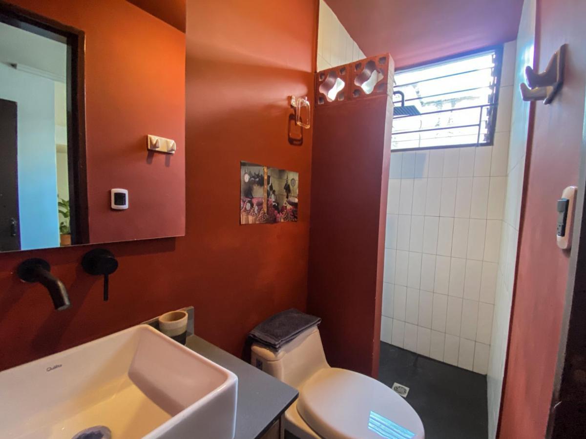 Oasis En El Corazon De Medellin, Laureles Apartment Exterior photo